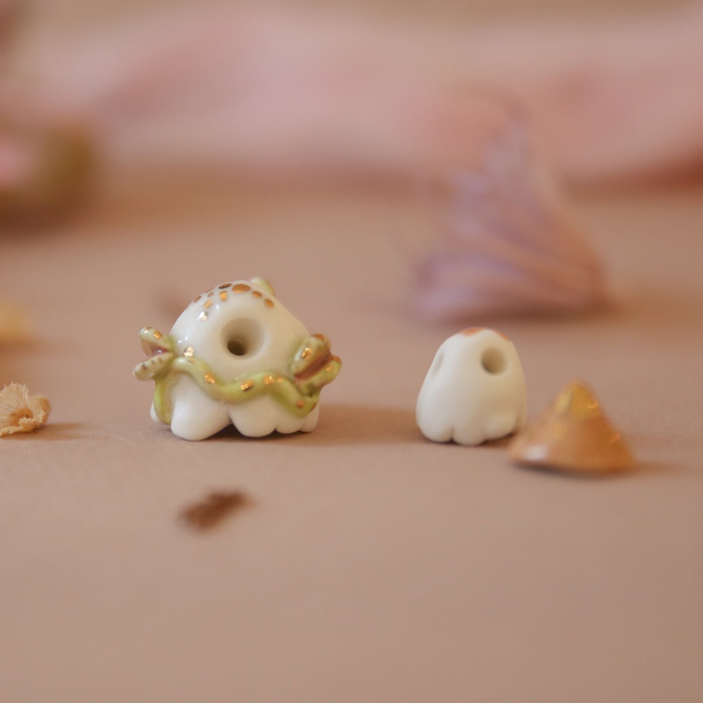 carnivorous plant & her farmer ancestor spirit ghostie