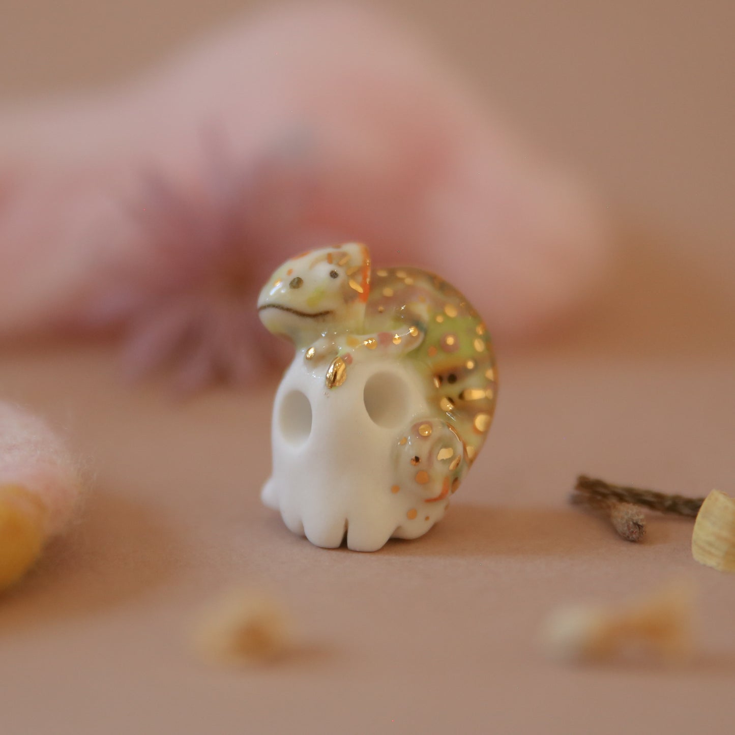 chameleon spirit ghostie