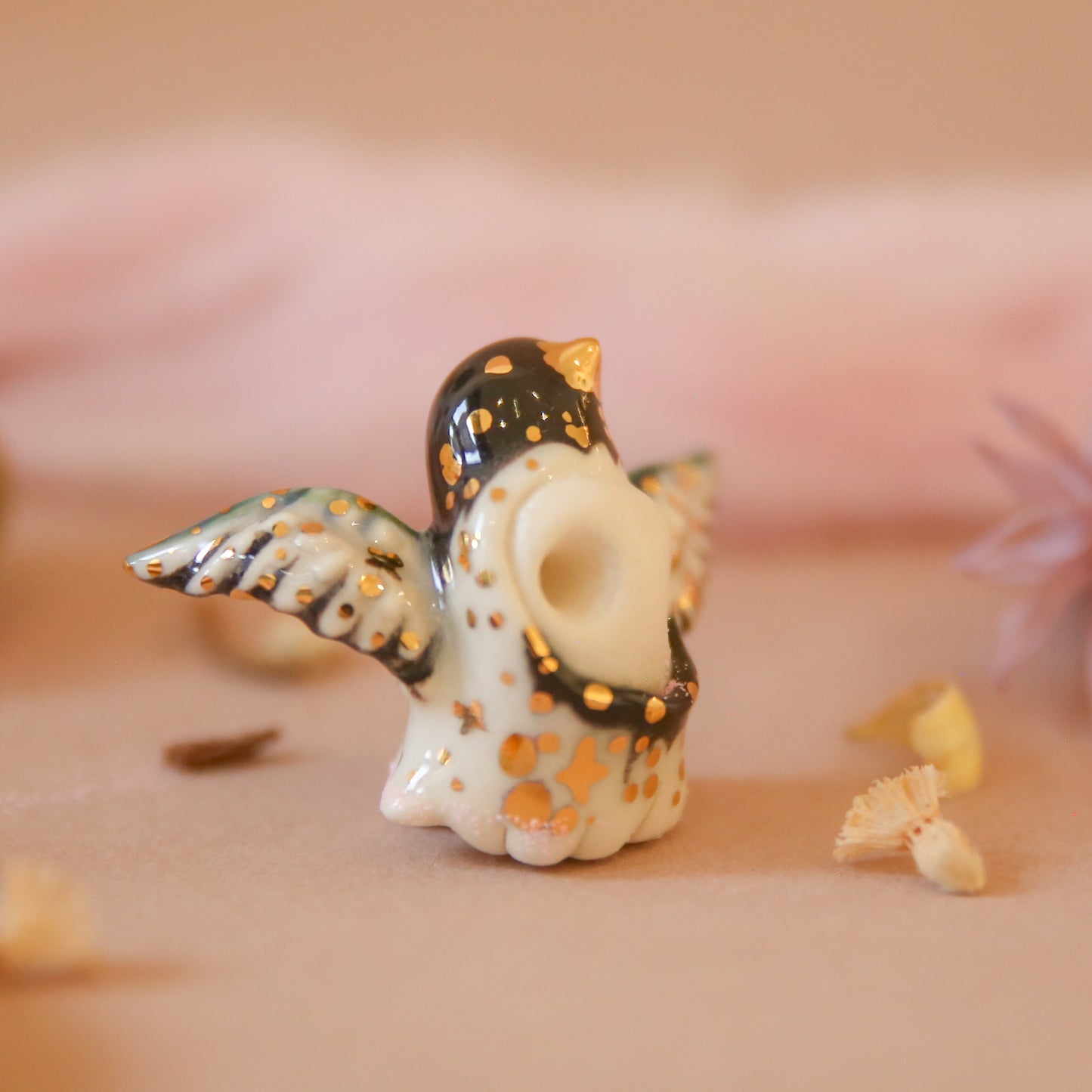 magpie spirit ghostie