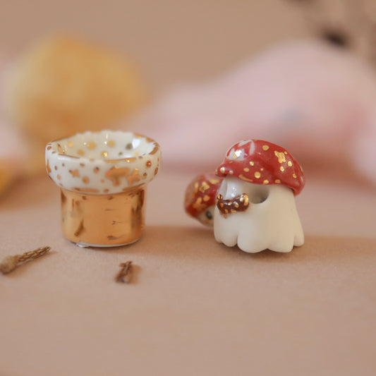 mario ghostie & an almost golden pipe