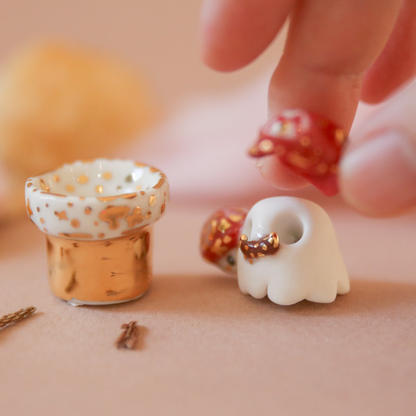 mario ghostie & an almost golden pipe