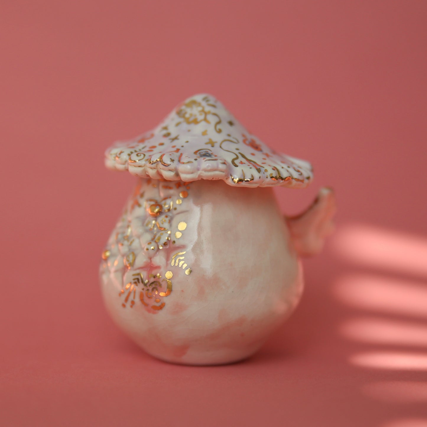 tui the mushroom bud vase + vessel sculpture