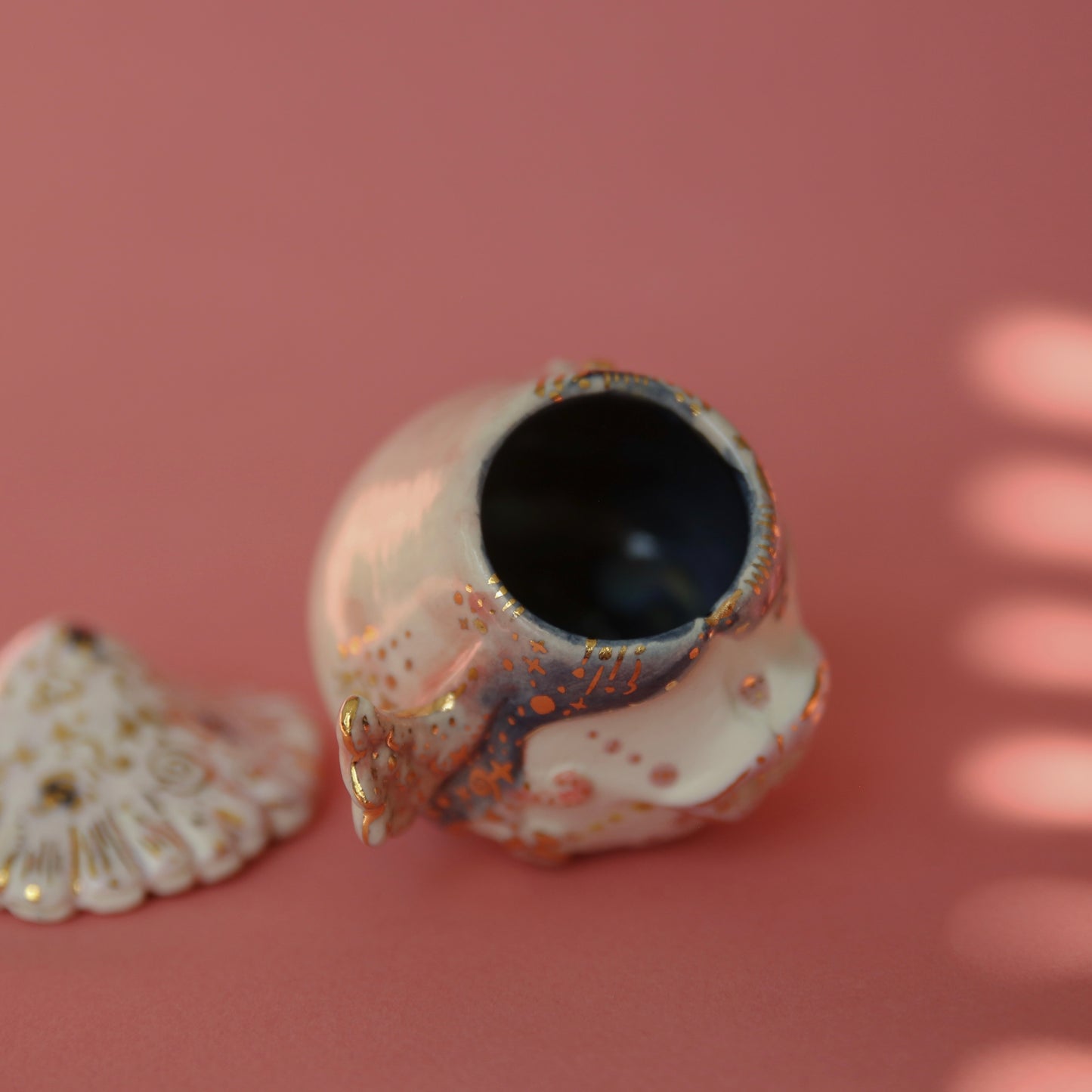 tui the mushroom bud vase + vessel sculpture