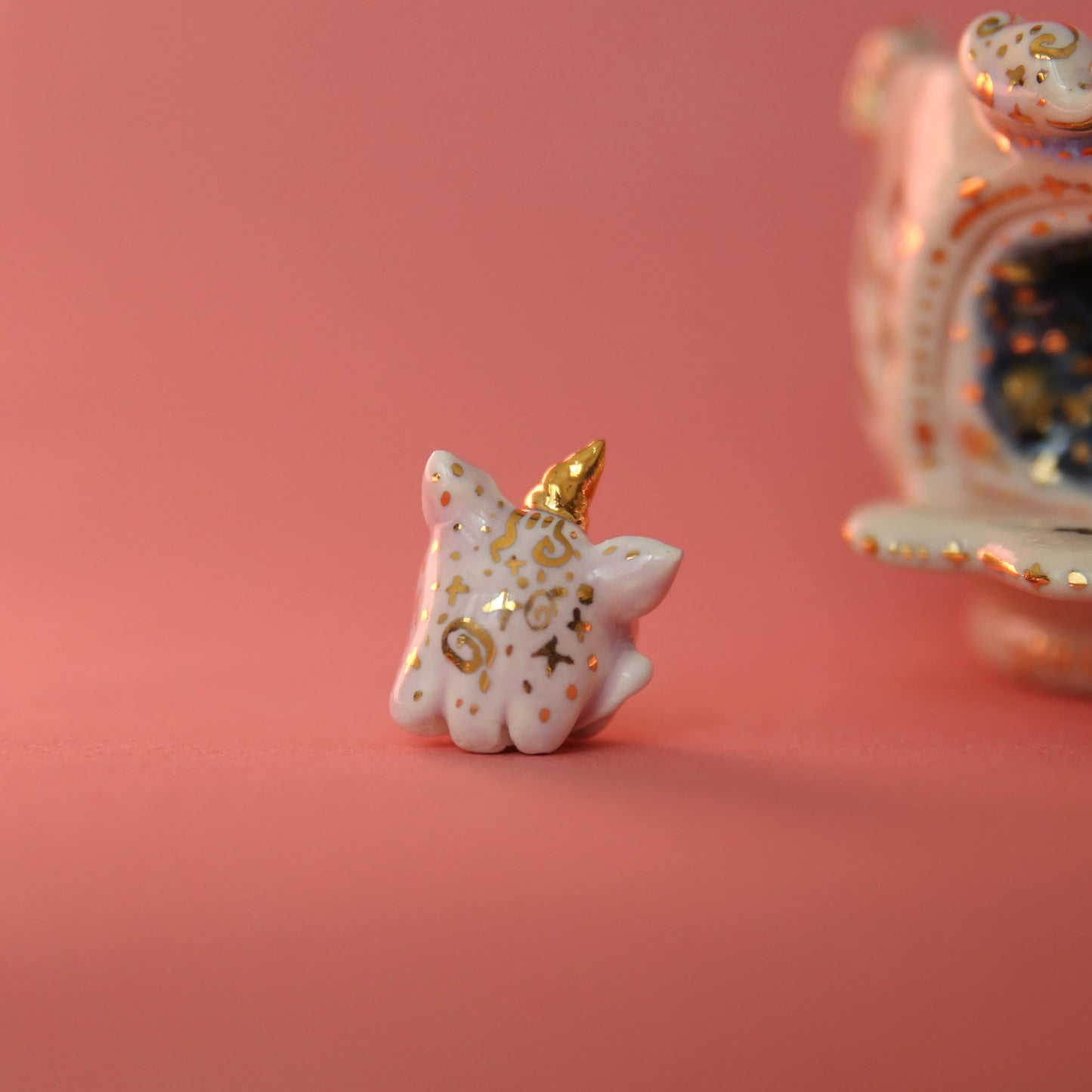 a ghostie dream house + unicorn ghostie